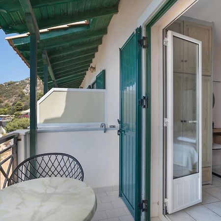 Sunset Triple 1 Apartment Agios Nikitas Exterior photo