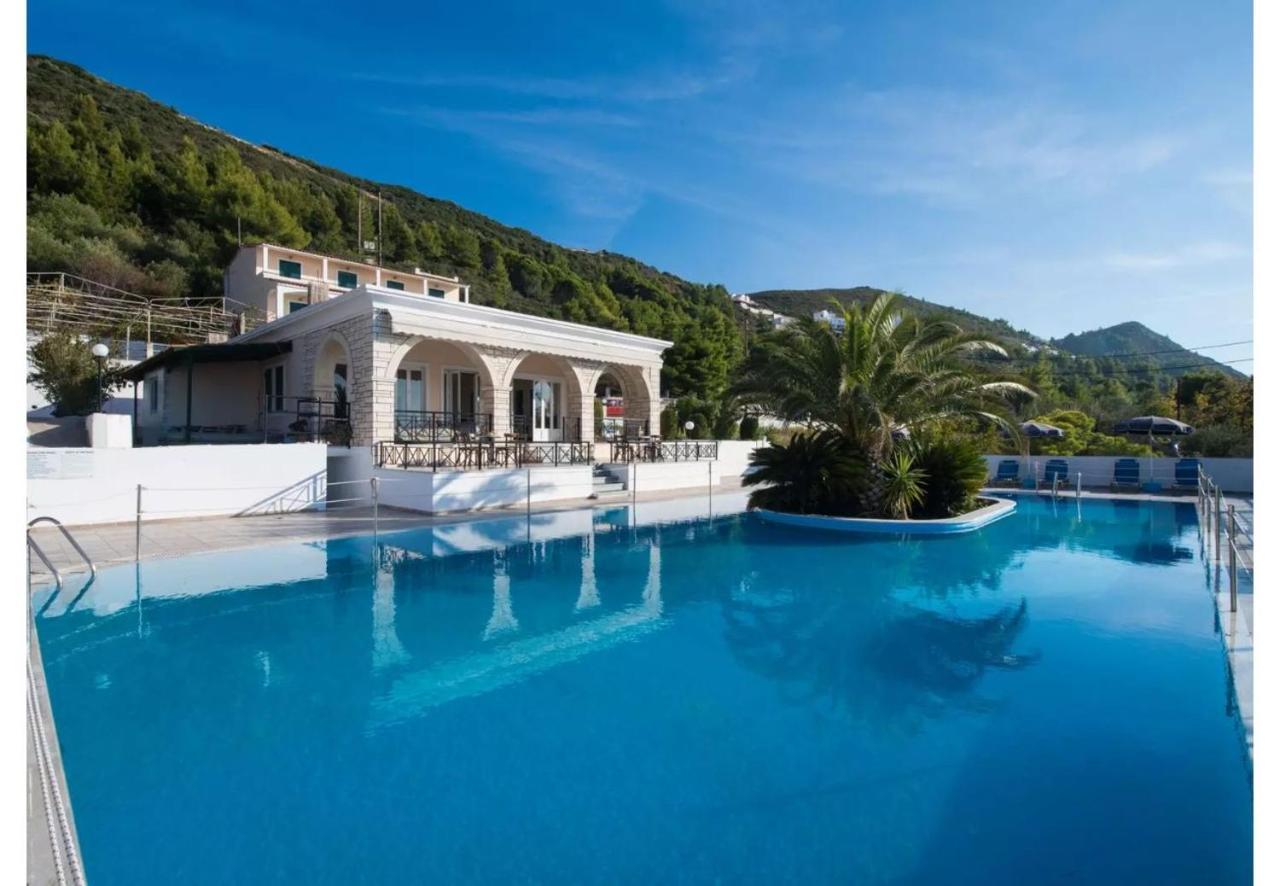 Sunset Triple 1 Apartment Agios Nikitas Exterior photo