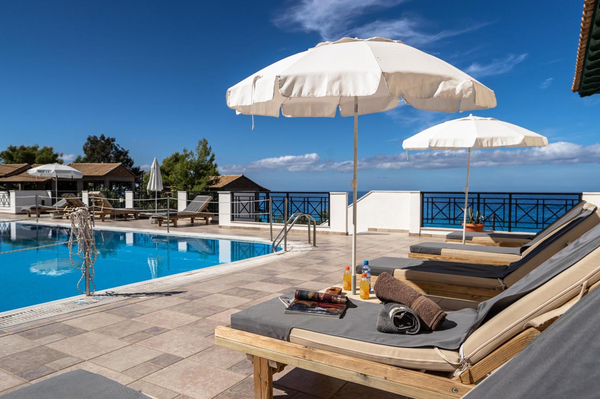 Sunset Triple 1 Apartment Agios Nikitas Exterior photo