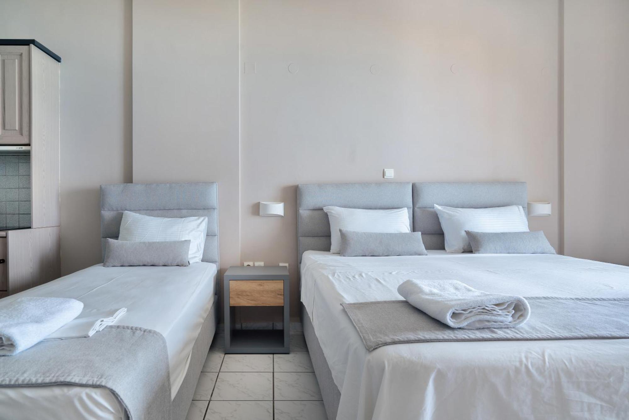 Sunset Triple 1 Apartment Agios Nikitas Exterior photo