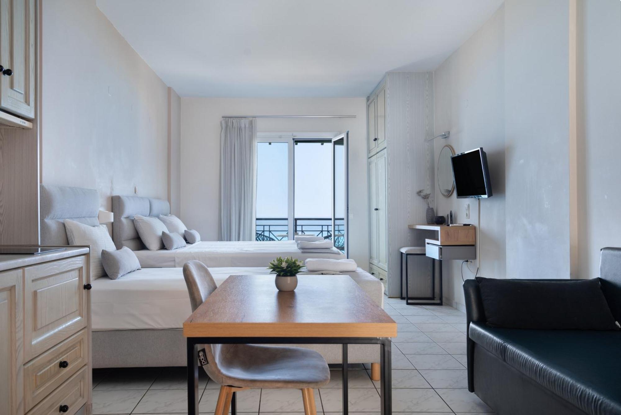 Sunset Triple 1 Apartment Agios Nikitas Exterior photo
